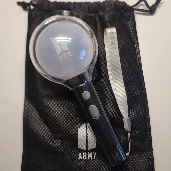 BTS *unofficial* Light Stick - Picture 3 of 8